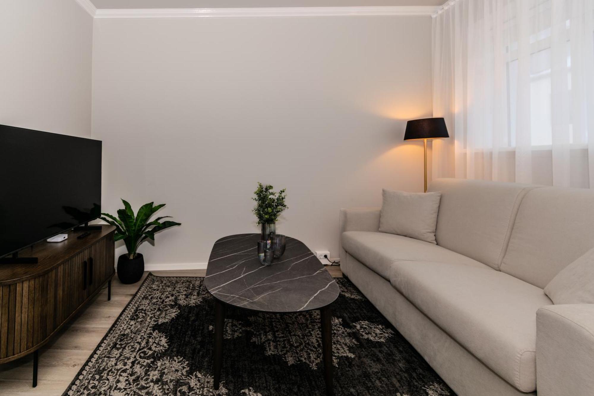 Framnesvegur - Two Bedroom Central Apartment Reykjavík Zewnętrze zdjęcie