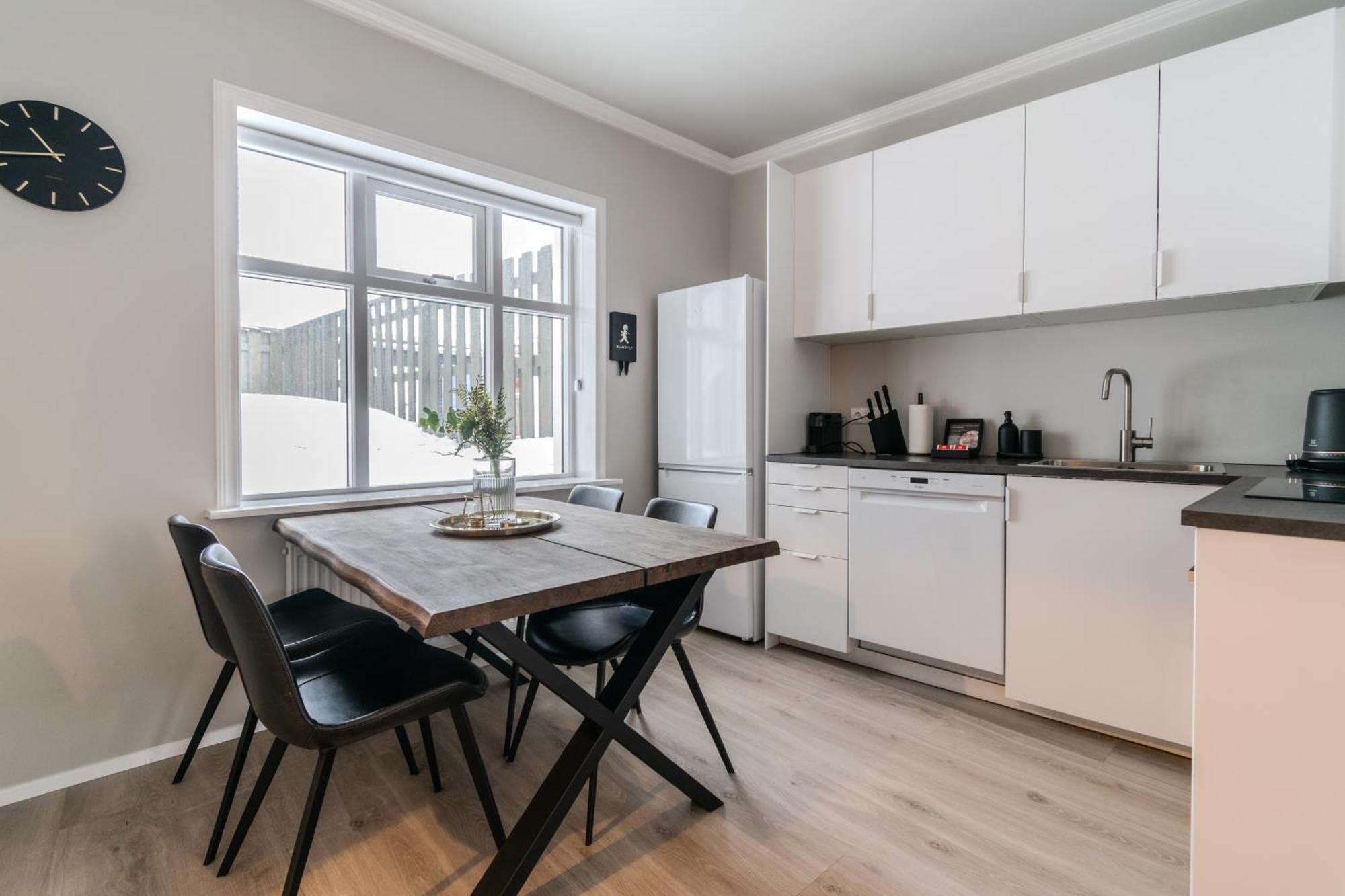 Framnesvegur - Two Bedroom Central Apartment Reykjavík Zewnętrze zdjęcie